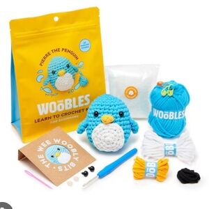 The Woobes Pierre the Penguin Crochet Kit